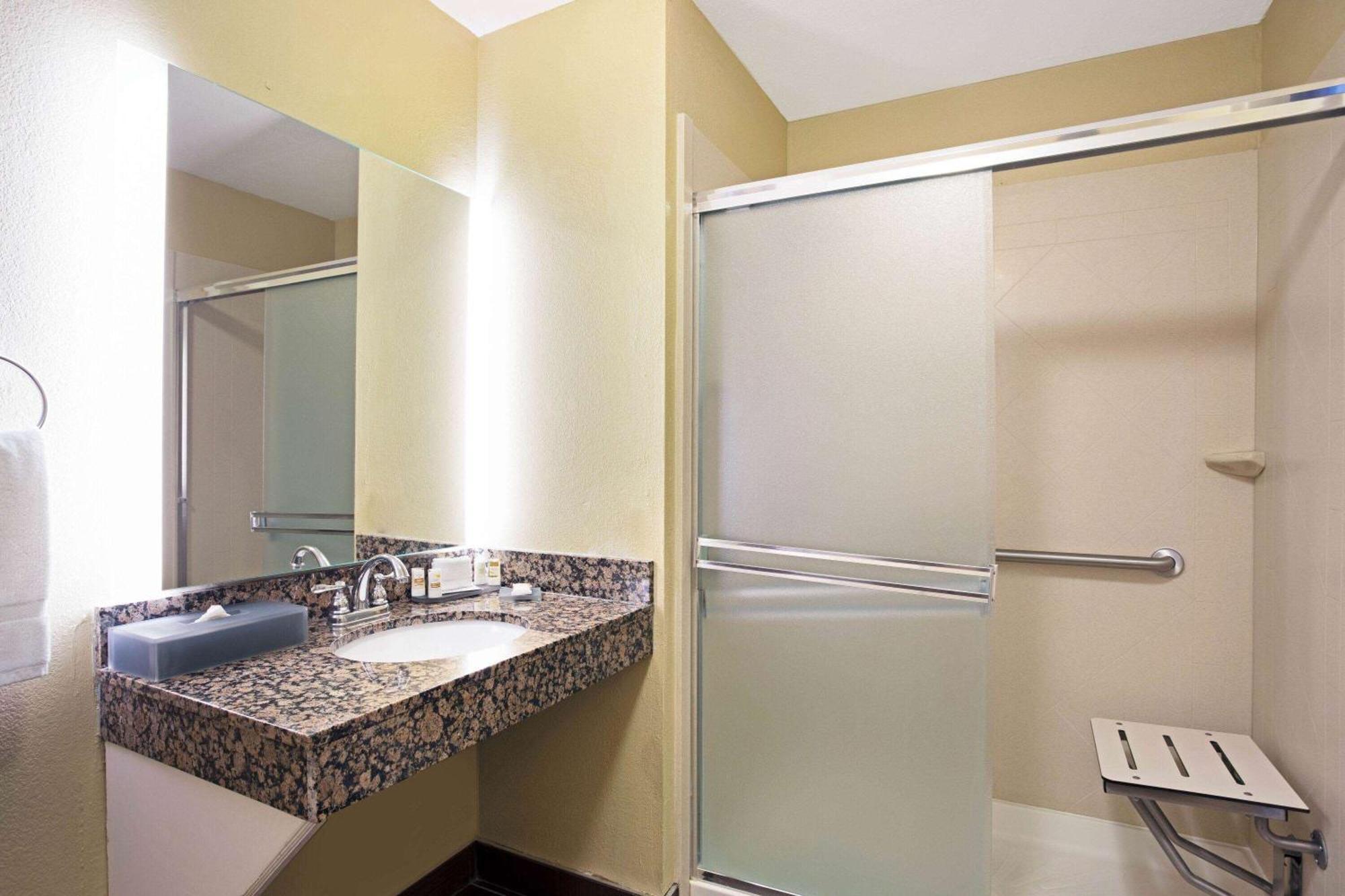 Hotel La Quinta By Wyndham Lexington South / Hamburg Extérieur photo
